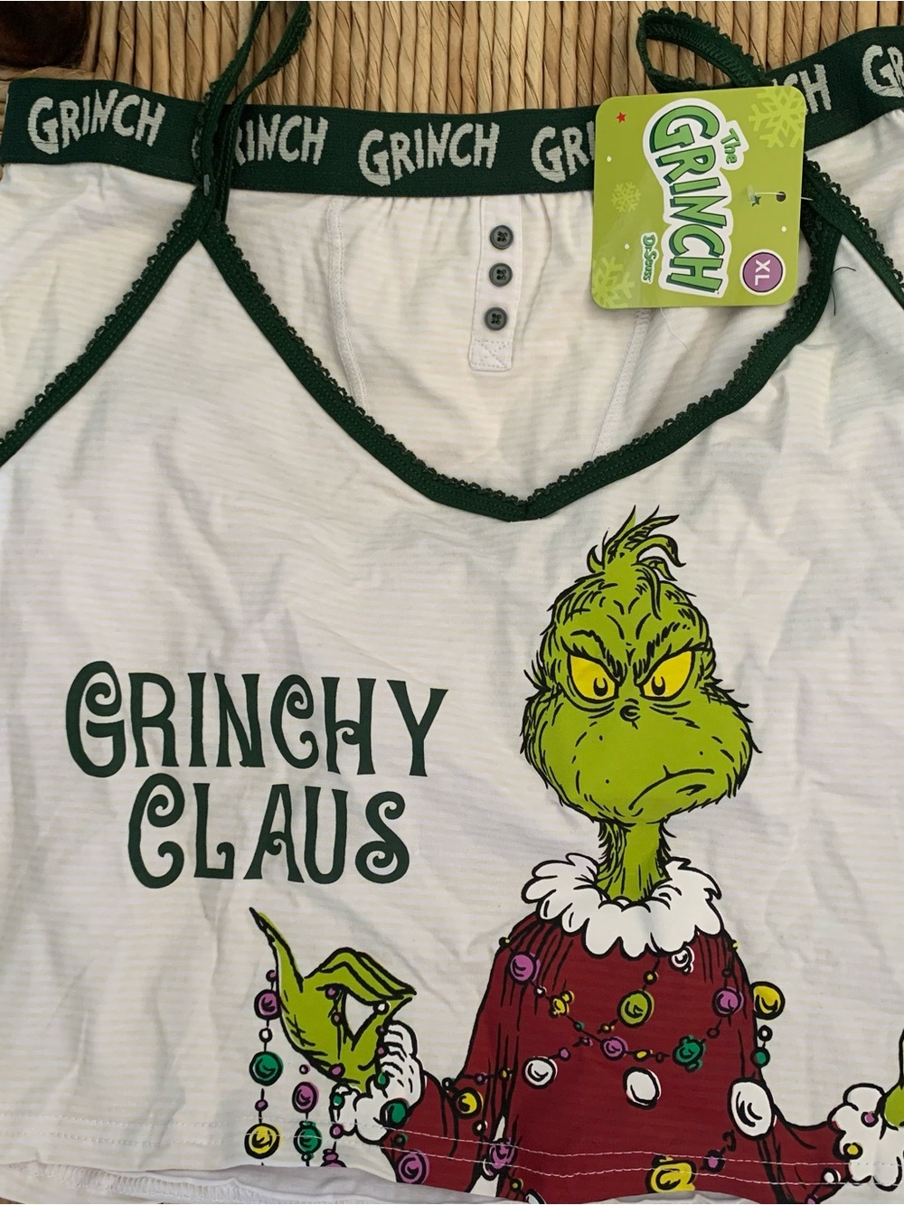 Size extra large The Grinch 'Grinchy Claus' Graphic Cami and Boyshort Set